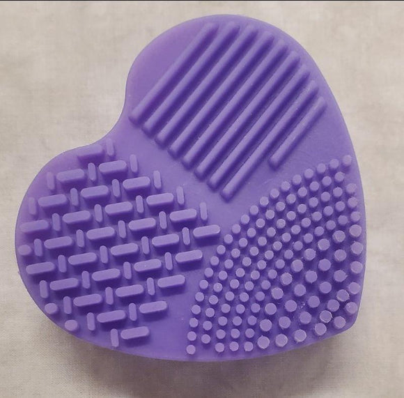 Gypsy Mat Cleaning Heart Tool