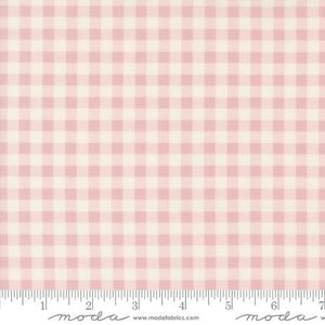 Moda Fabrics Cottage Charm Gingham Checks  Rose 31757  36