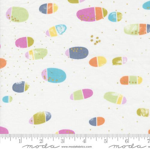 Moda Fabrics Flirtation Playful   Lace  1834 19M