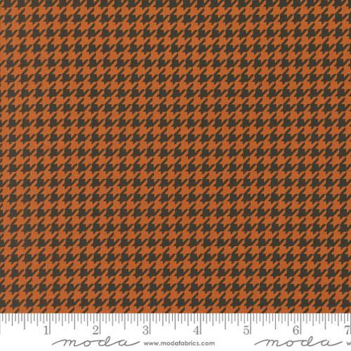 Moda Fabrics Home Sweet Haunt Rust 20918 13