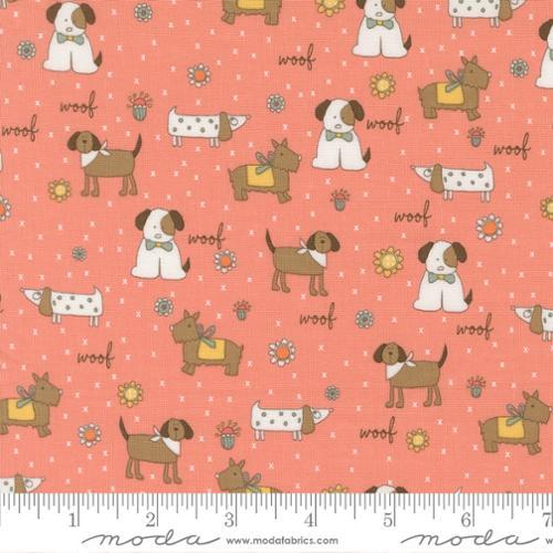 Moda Fabrics Lucky Puppy Parade Flower 55700 13