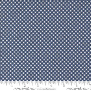 Moda Fabrics Raspberry Summer Blueberry  37697 20