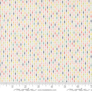 Moda Fabrics Raspberry Summer Cloud  37696 11
