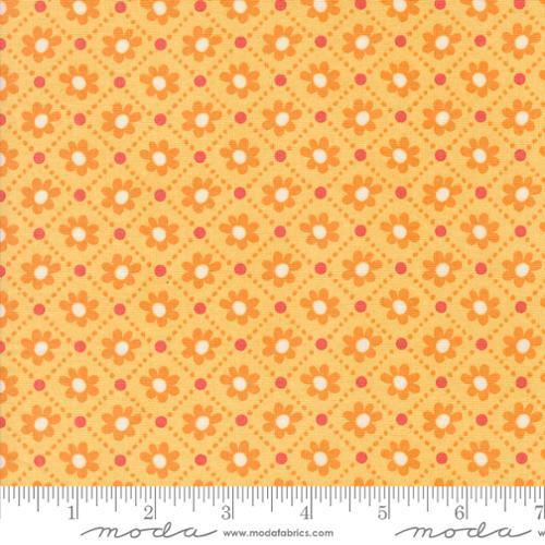 Moda Fabrics Sunday Brunch Pastry Small Floral Check Mimosa 30754 15
