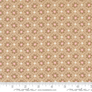 Moda Fabrics Sunday Brunch Pastry Small Floral Check Tea 30754 11