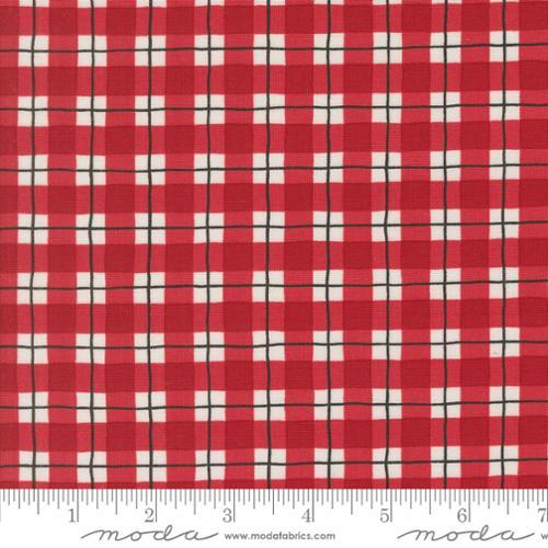 Moda Fabrics Winter Friends  Berry Red  56137 17