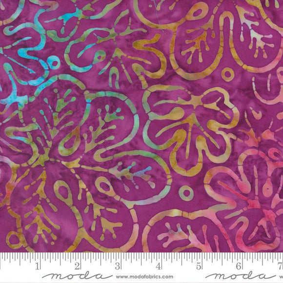 Moda Fabrics Bermuda Batiks Orchid 4359 42