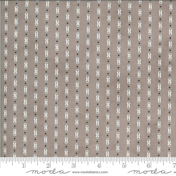 Moda Fabrics Figs Shirting Dusk 20396 27