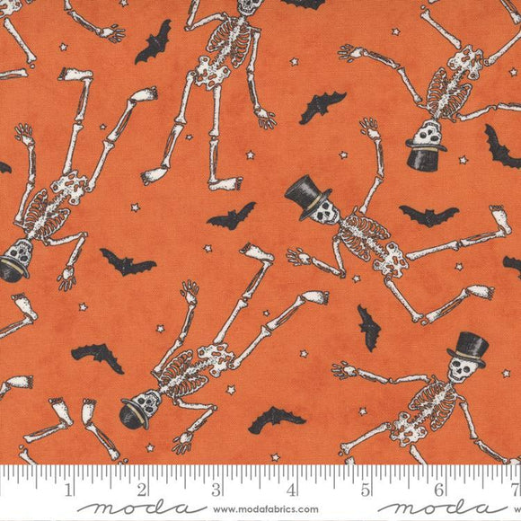 Moda Fabrics Ghostly Greetings  Pumpkin 56042 12