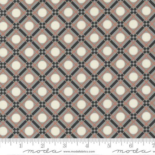 Moda Fabrics Owl O Ween Fog 31193 18