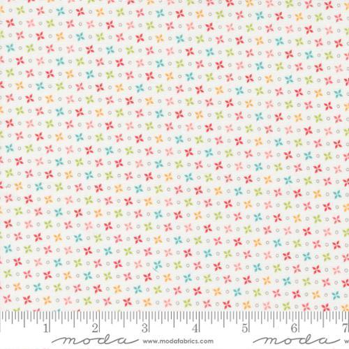Moda Fabrics Strawberry Lemonade Cloud 37675 11
